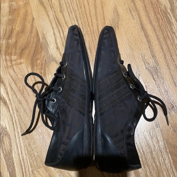 Givenchy Vintage Fashion Sneakers - Picture 4 of 6